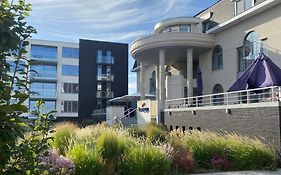 Hotel Acropolis Op het sportiefste park van de kust